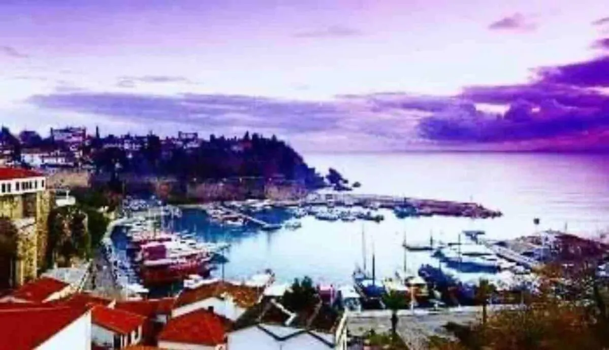 Private 100M2 Detached Villa With Central Castle Garden Antalya Turkey